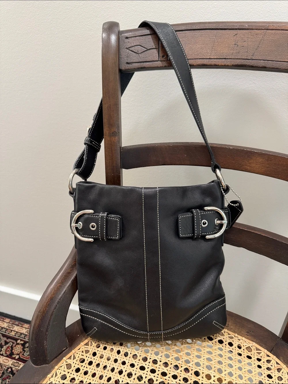Classic Coach Black Leather Shoulder Bag